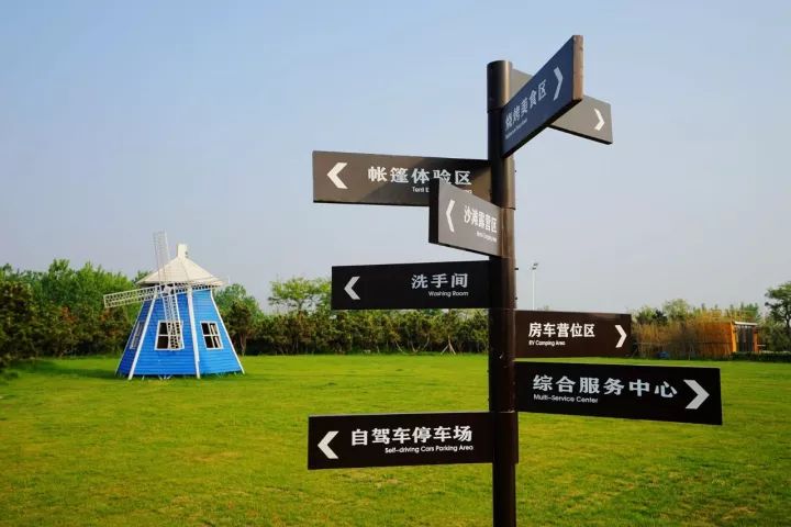 度假酒店也可以做輕鋼結(jié)構(gòu)的嗎?水上七星級(jí)輕鋼度假酒店!(圖3) 睿婕輕鋼別墅