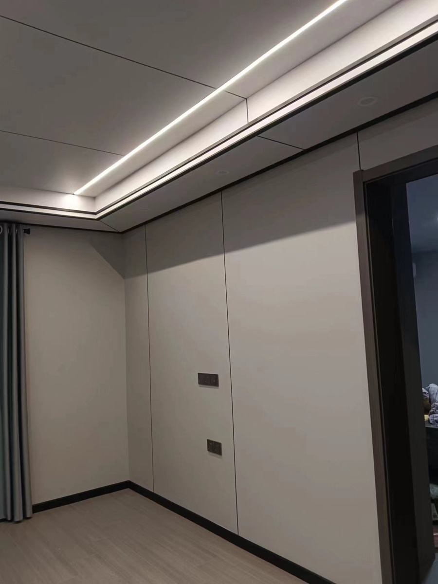 輕鋼別墅室內(nèi)鋪木地板好做嗎？
