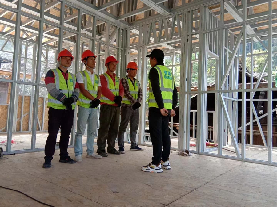 新西蘭榮總親臨睿婕輕鋼別墅工廠,即將達成戰略合作!(圖2) 新西蘭榮總親臨睿婕輕鋼別墅工廠,即將達成戰略合作!(圖2)